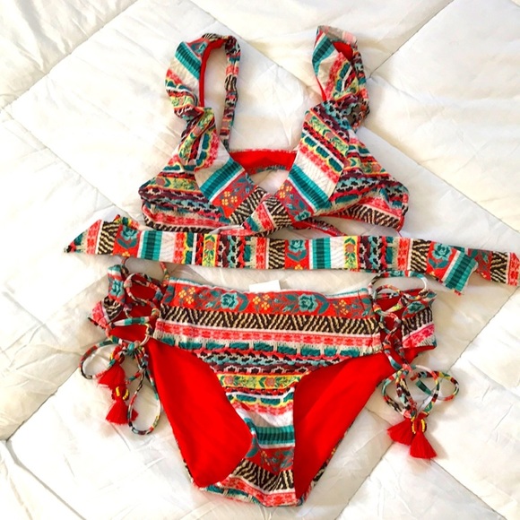 BECCA Other - Becca swimsuit full set Sz small